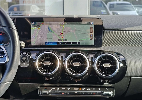 Mercedes-Benz Klasa A cena 129900 przebieg: 30705, rok produkcji 2021 z Góra małe 211